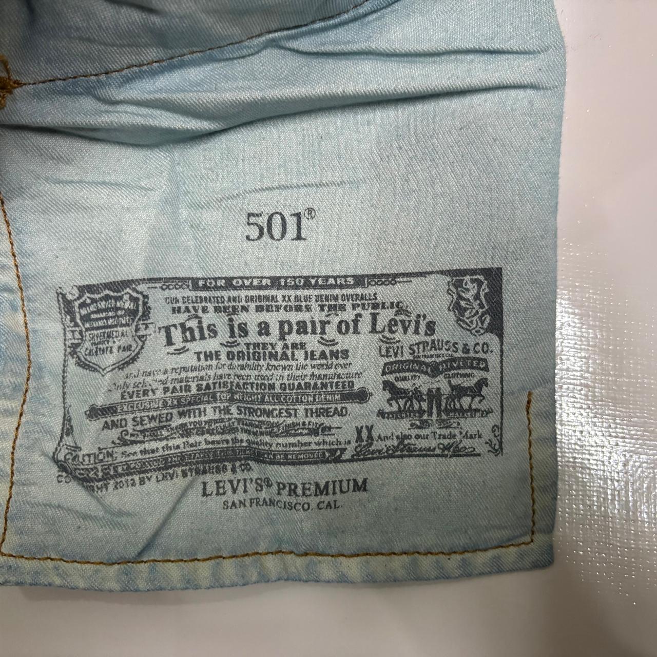 Levi’s 511 Slim Fit Men’s Jeans – Medium Blue Stretch Denim